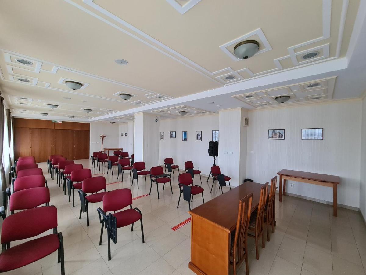 Hotel Traian Brăila Kültér fotó