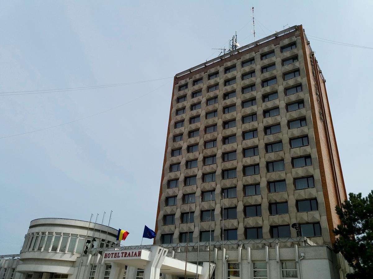 Hotel Traian Brăila Kültér fotó