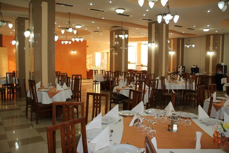 Hotel Traian Brăila Kültér fotó